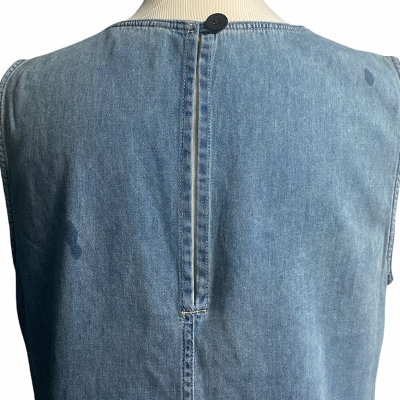 Calvin Klein sleeveless blue jean blouse 🧩 - Picture 8 of 10